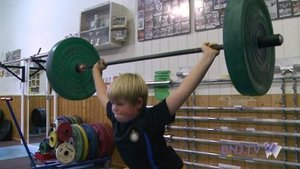 L'haltérophilie présentée aux plus jeunes