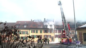 Maisons en feu à Cudrefin